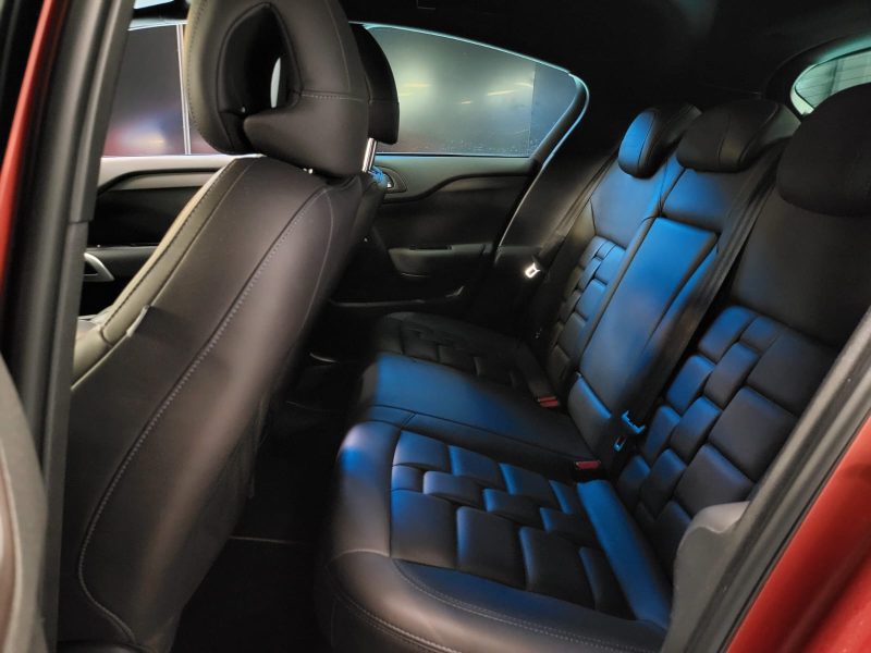 DS DS4 CROSSBACK 1.6 THP 165cv EAT6 EDITION LIMITÉE TERRE ROUGE