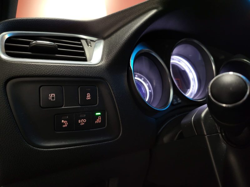 DS DS4 CROSSBACK 1.6 THP 165cv EAT6 EDITION LIMITÉE TERRE ROUGE