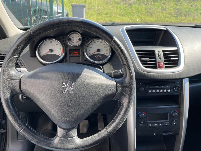 PEUGEOT 207 1.6 HDI 110CH
