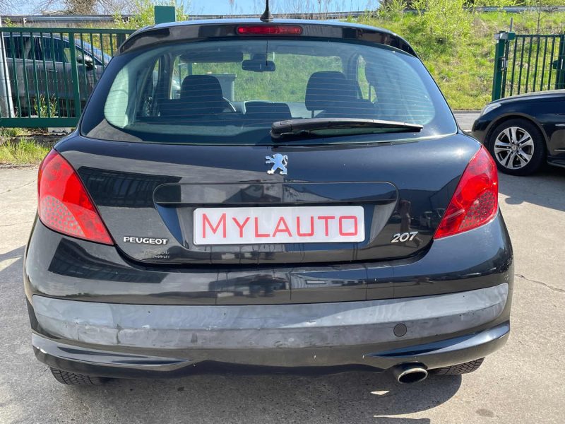 PEUGEOT 207 1.6 HDI 110CH