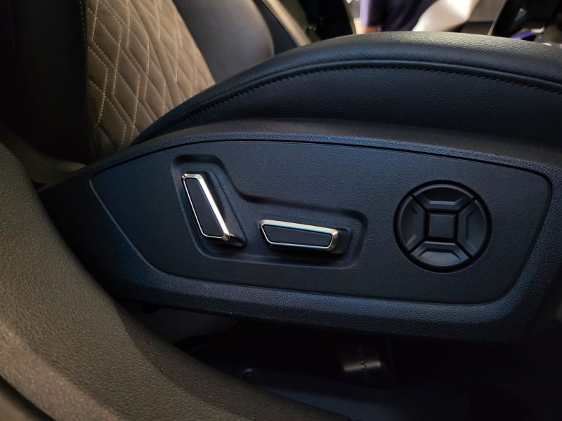 AUDI S7 SPORTBACK 3.0 TDI V6 349Cv QUATTRO S LINE / TOIT OUVRANT + ATTELAGE + ORIGINE FRANCE /