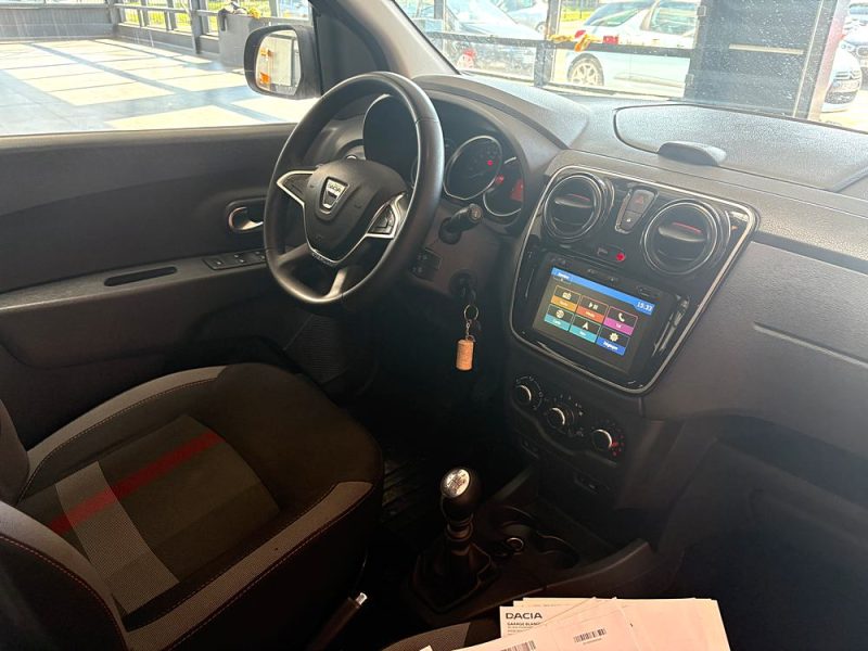 DACIA LODGY 1.5 BlueDci 115Ch Stepway - Garantie 6 mois