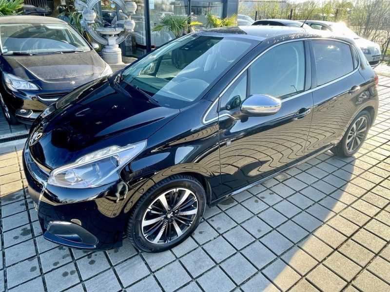 PEUGEOT 208 2019 1.2 PureTech 110ch GT Line