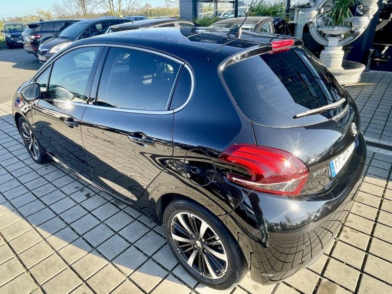PEUGEOT 208 2019 1.2 PureTech 110ch GT Line
