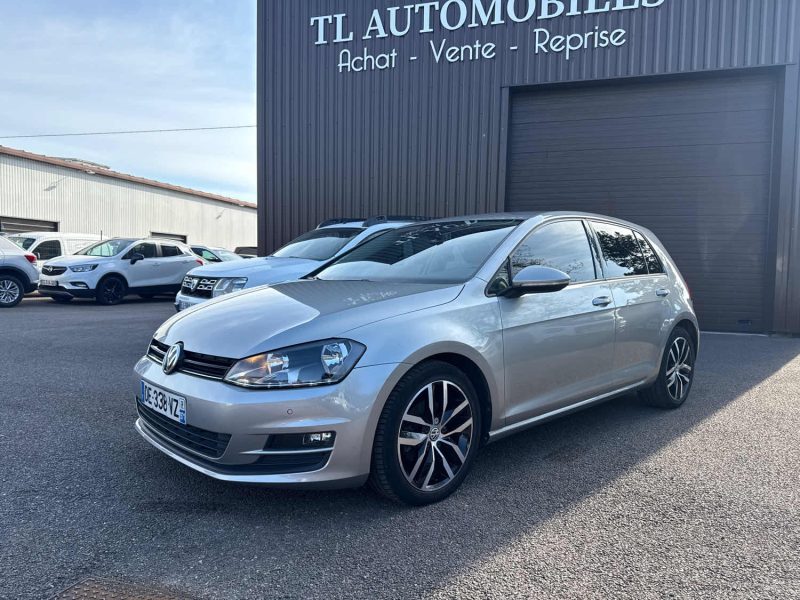 VOLKSWAGEN GOLF 2014