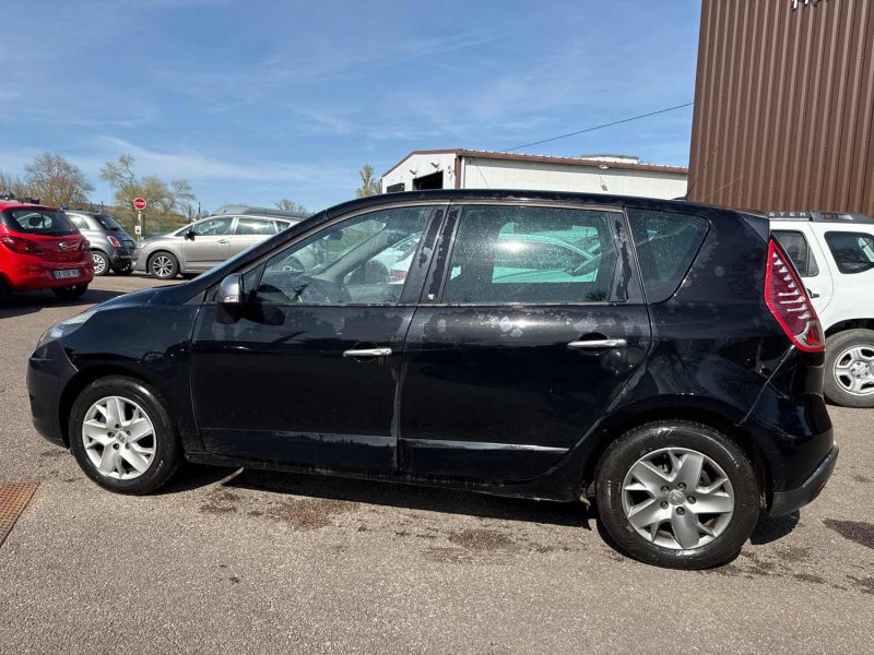 RENAULT MEGANE SCENIC 2011
