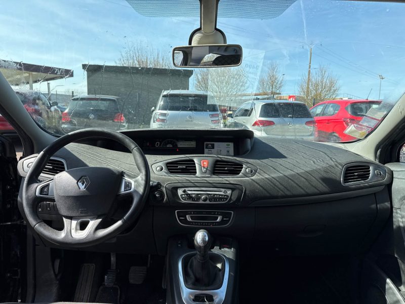 RENAULT MEGANE SCENIC 2011