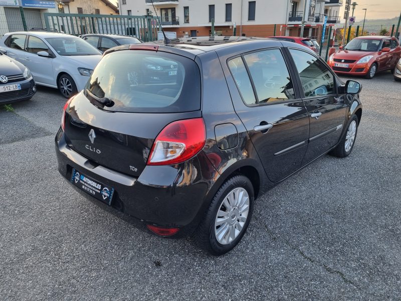RENAULT  CLIO III 2011
