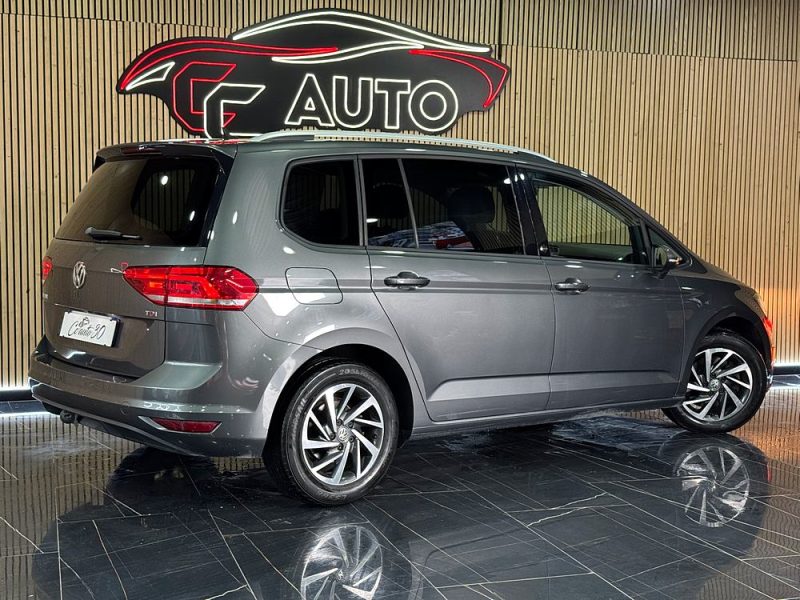 VOLKSWAGEN TOURAN 2017