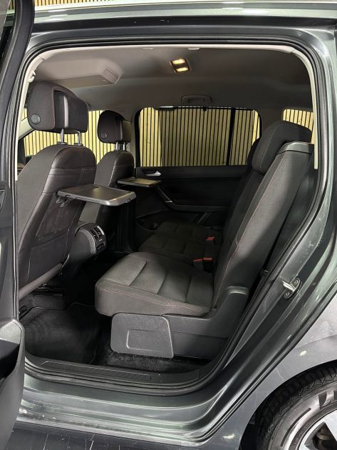 VOLKSWAGEN TOURAN 2017