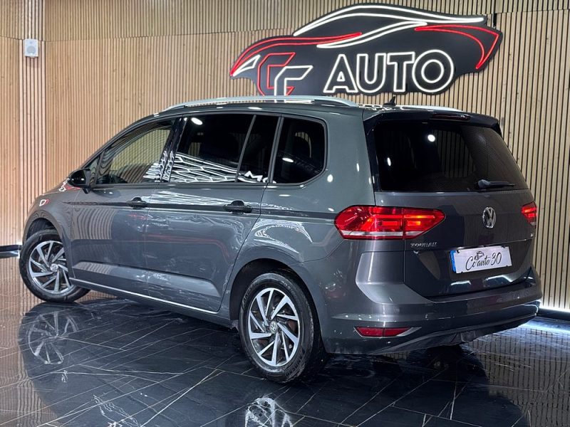 VOLKSWAGEN TOURAN 2017