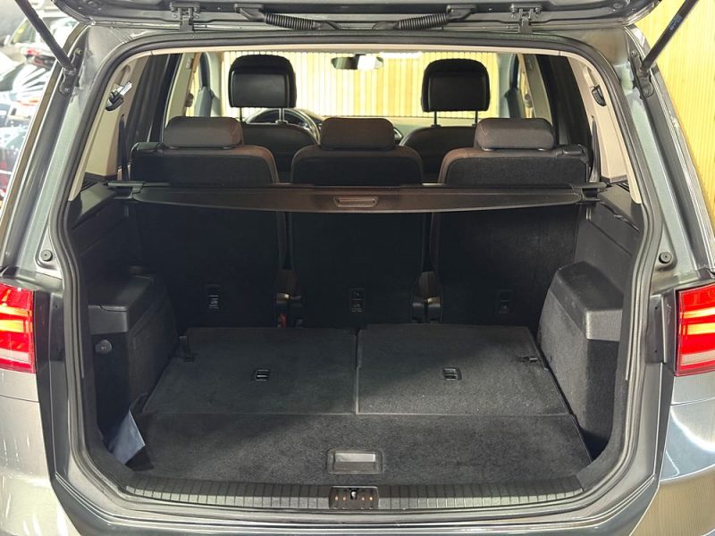 VOLKSWAGEN TOURAN 2017