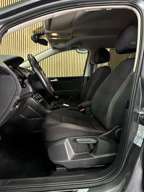 VOLKSWAGEN TOURAN 2017