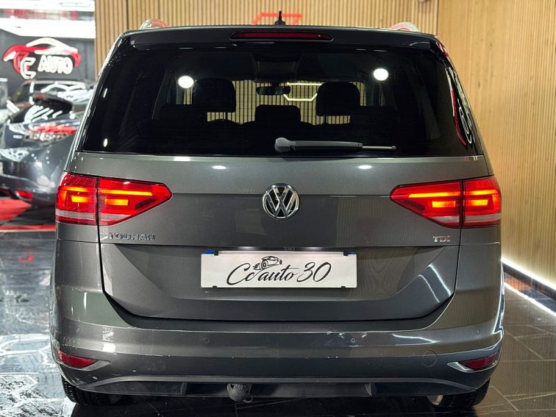 VOLKSWAGEN TOURAN 2017