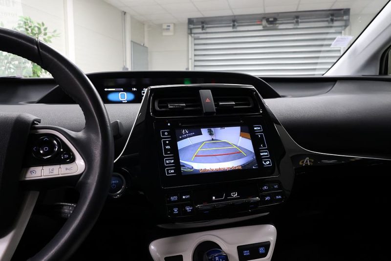 TOYOTA Prius 122h - Dynamic Business