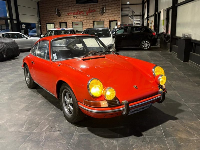   🔹 Porsche 911 2.0 E 140 Ch  Matching Number 🛞 jantes Fuchs 🔦 phares longues portées