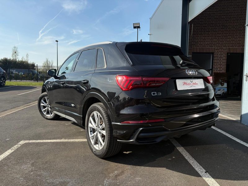 AUDI Q3 2019