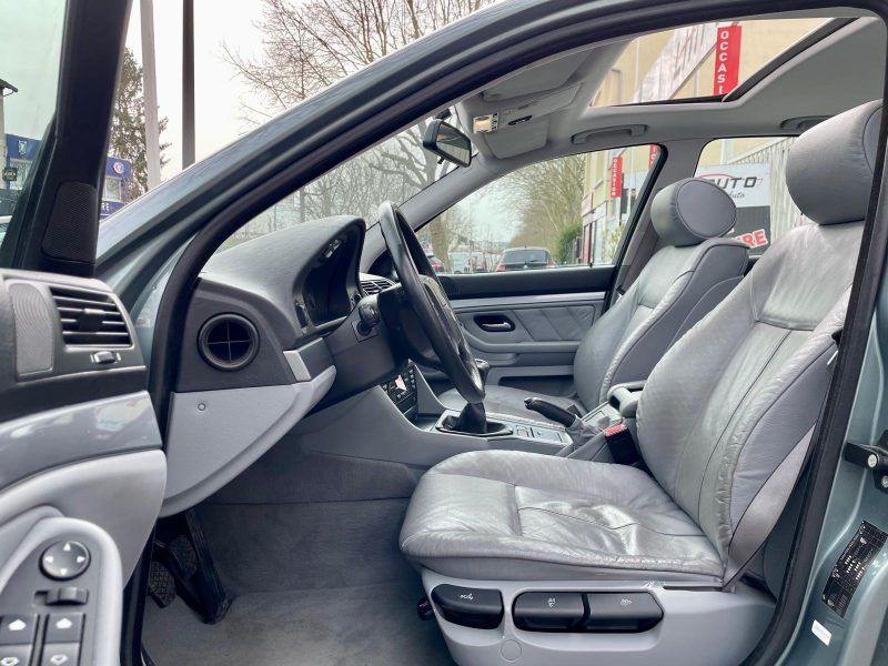 BMW SERIE 5 520i E39 **SUIVI COMPLET**