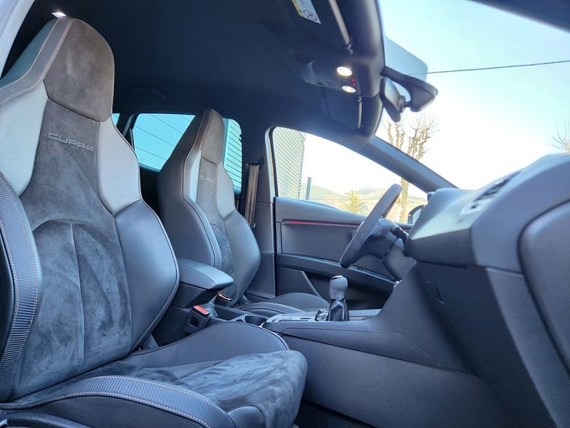 Seat LEON CUPRA R 2.0 Tsi 310*LIMITED 799Exempl.*BEATS*CAMERA*CARBON*