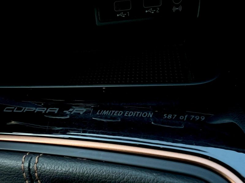 Seat LEON CUPRA R 2.0 Tsi 310*LIMITED 799Exempl.*BEATS*CAMERA*CARBON*