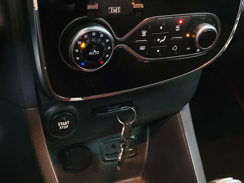 RENAULT CLIO IV RS 1.6 Turbo 200cv EDC6