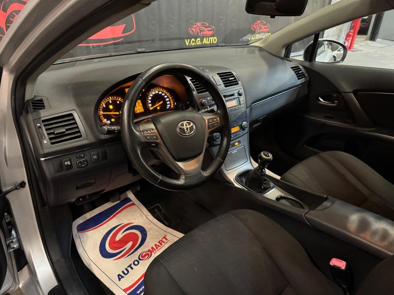 TOYOTA AVENSIS  SW 2.0 D4D 126 Dynamic 