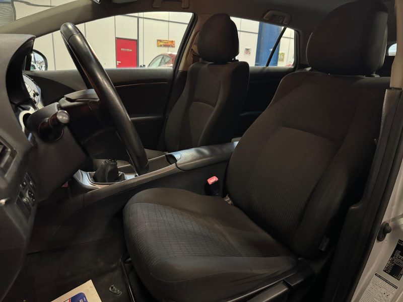 TOYOTA AVENSIS  SW 2.0 D4D 126 Dynamic 