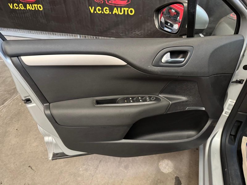 CITROEN C4  1.6 HDi 92 Confort 