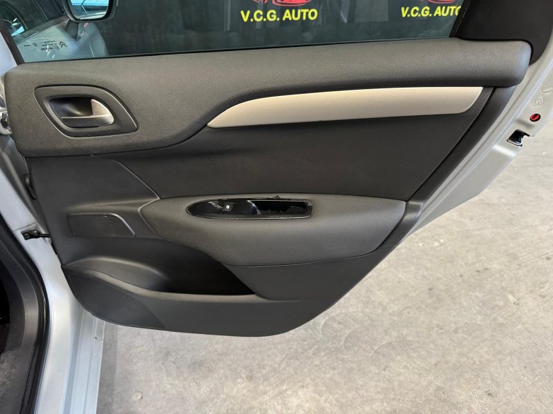 CITROEN C4  1.6 HDi 92 Confort 