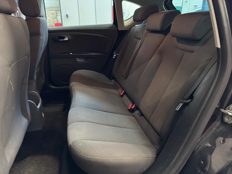 SEAT LEON 1.6i 102 Reference