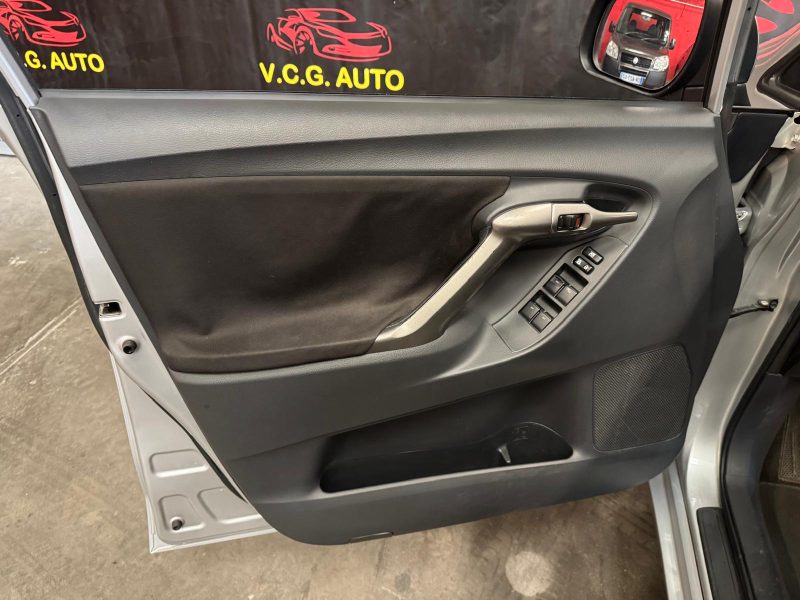 TOYOTA VERSO  2.0 D4D 126 Active 