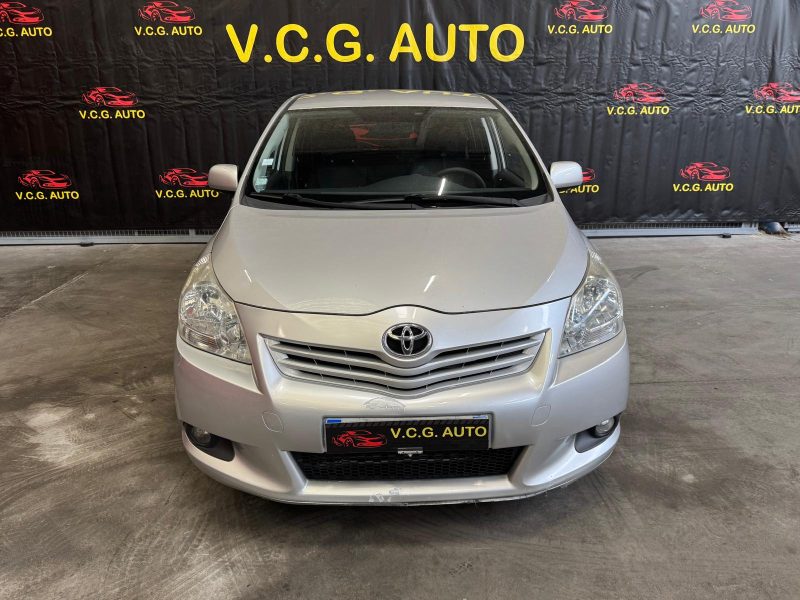 TOYOTA VERSO  2.0 D4D 126 Active 