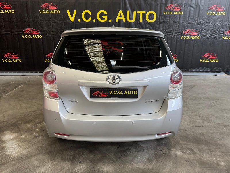 TOYOTA VERSO  2.0 D4D 126 Active 