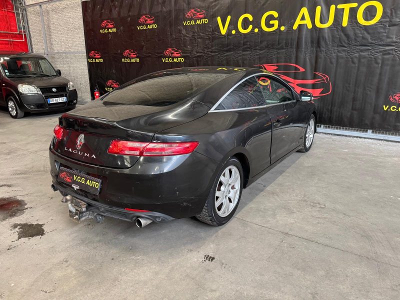 RENAULT LAGUNA Coupé 2.0 dCi 150 Black Edition 