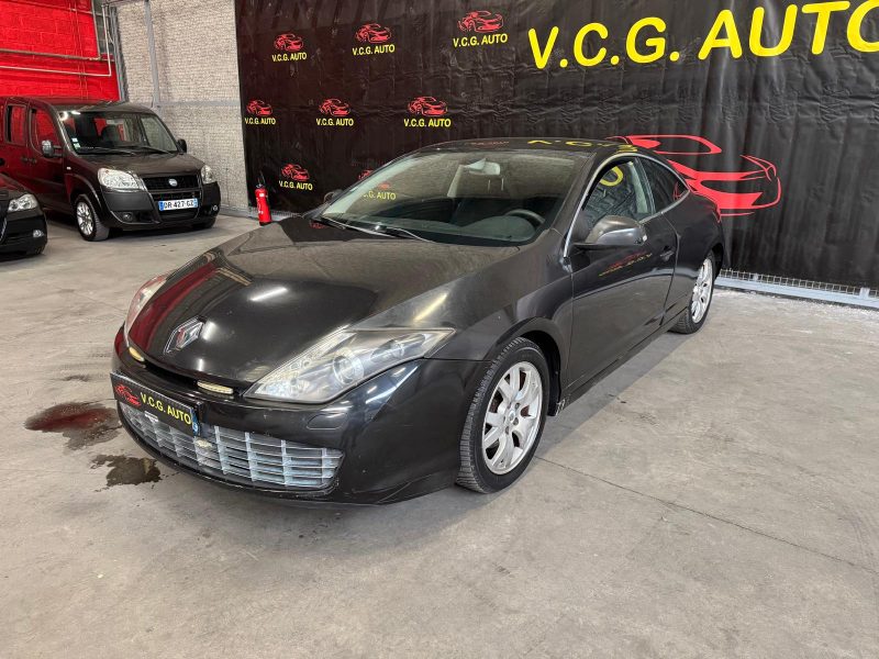 RENAULT LAGUNA Coupé 2.0 dCi 150 Black Edition 