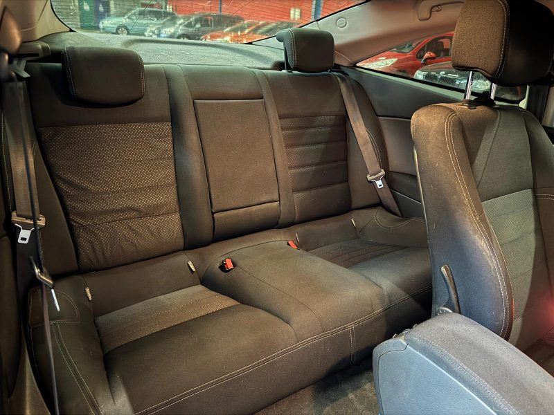 RENAULT LAGUNA Coupé 2.0 dCi 150 Black Edition 