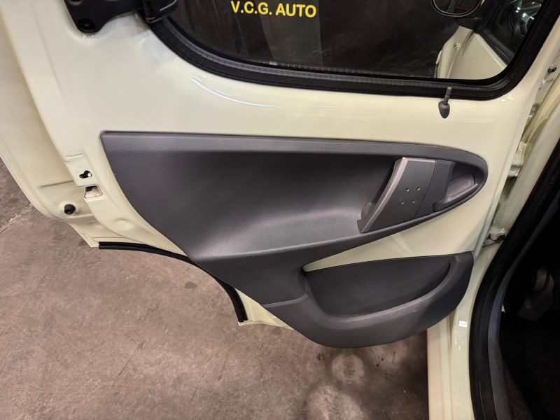 CITROEN C1  1.0i 60 Airdream Confort 