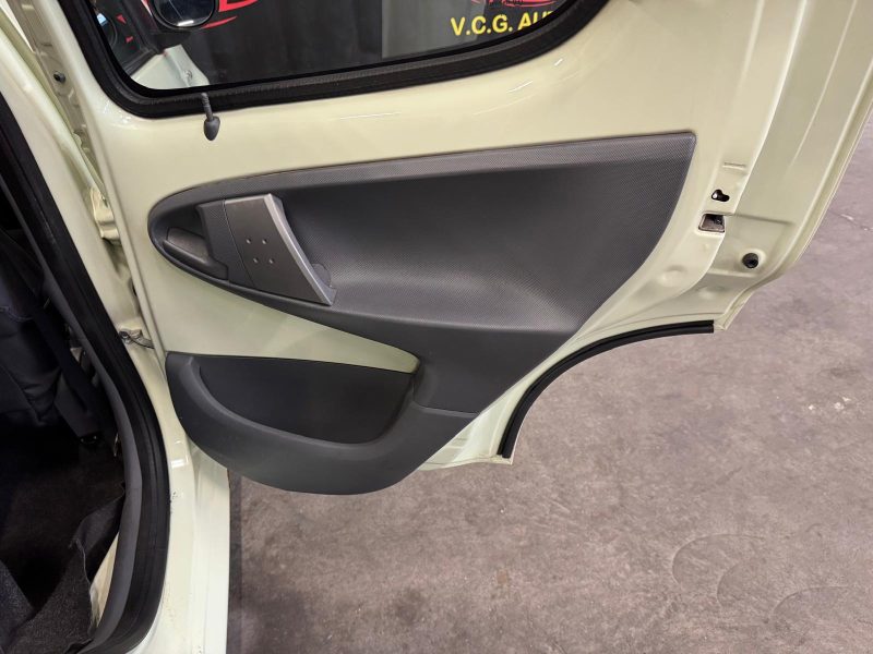 CITROEN C1  1.0i 60 Airdream Confort 