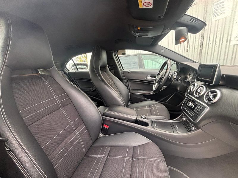 MERCEDES CLASSE A 2015