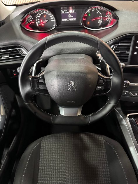 PEUGEOT 308 2018
