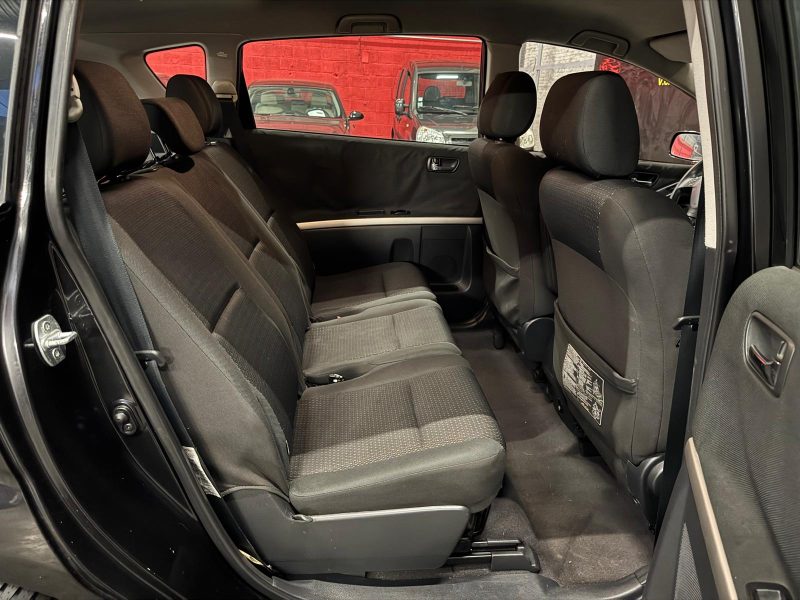 TOYOTA COROLLA Verso D-4D 136 Techno 