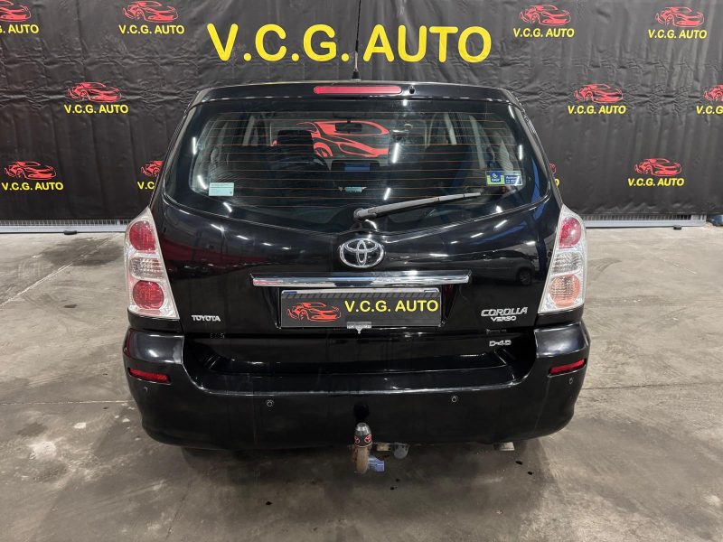 TOYOTA COROLLA Verso D-4D 136 Techno 