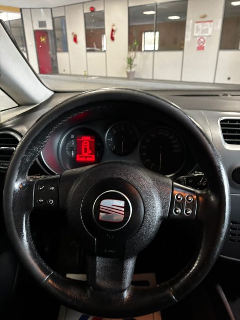 SEAT LEON 2.0 TDI 140 Stylance 