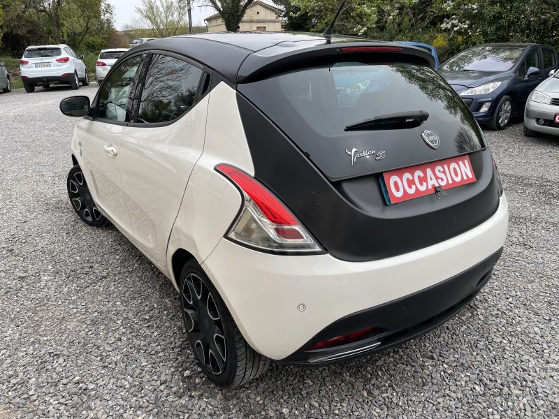 LANCIA YPSILON 2013