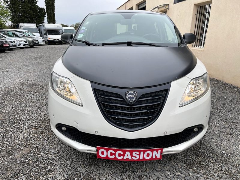 LANCIA YPSILON 2013