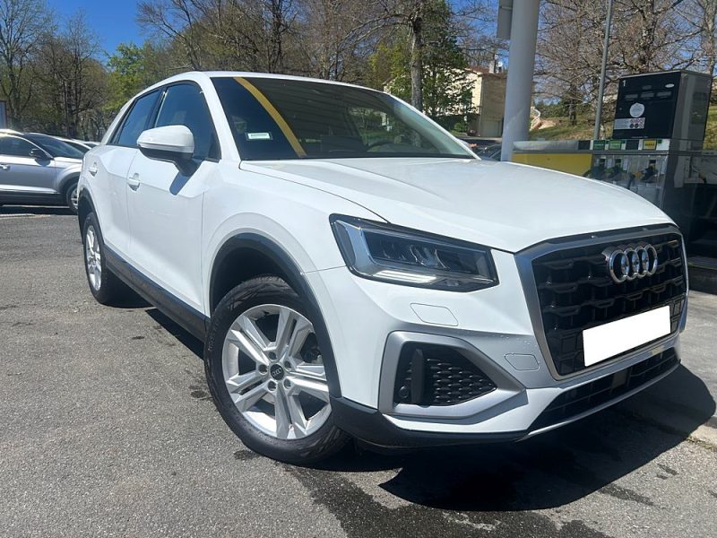 AUDI  Q2  2024