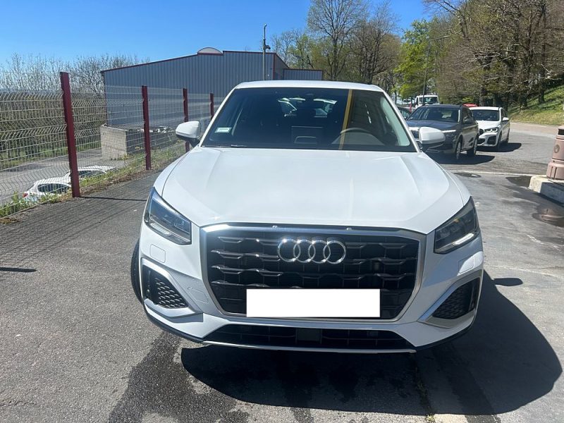 AUDI  Q2  2024
