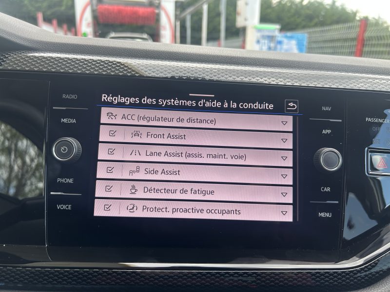 VOLKSWAGEN POLO  2024