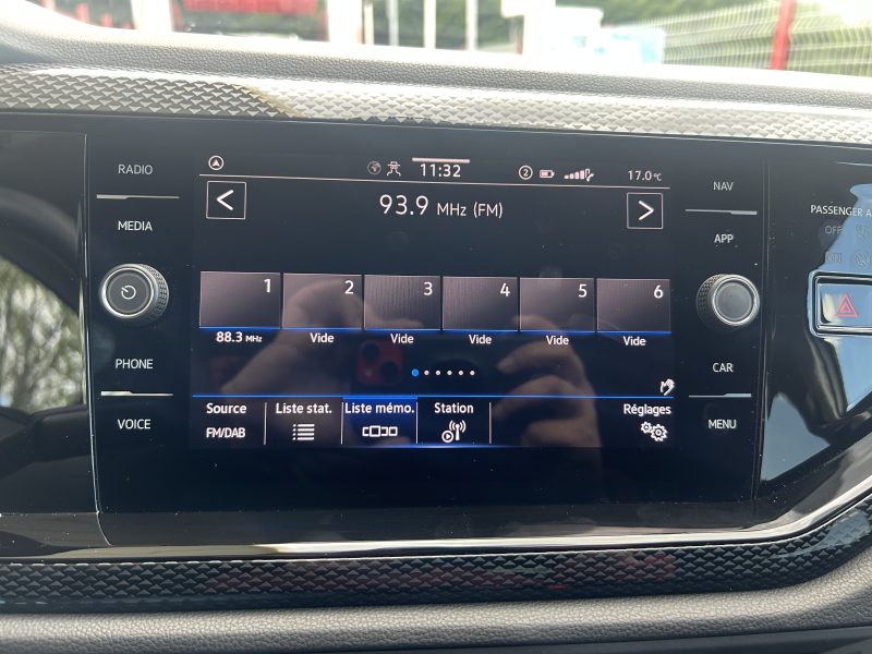 VOLKSWAGEN POLO  2024