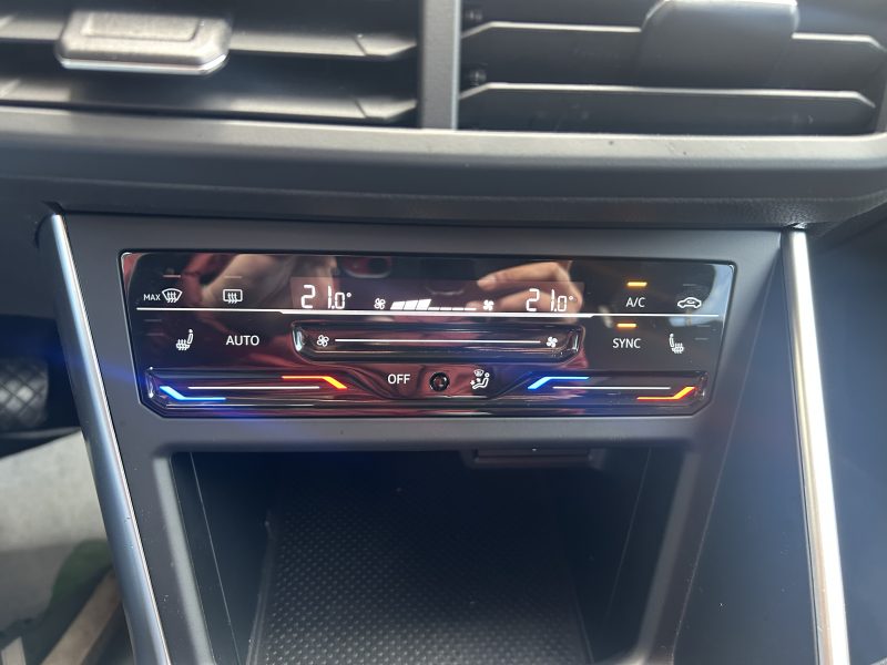 VOLKSWAGEN POLO  2024